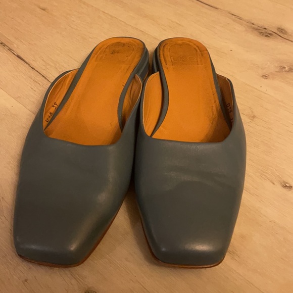 LOQ size 8.5 blue shoes - Picture 2 of 10